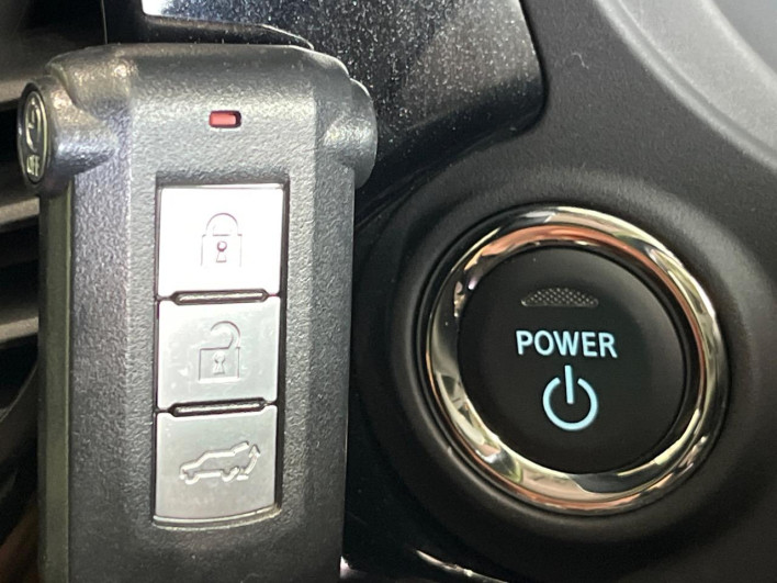 2017 Mitsubishi OUTLANDER PHEV DLA-GG2W (UW-6a190398a0849)[29]