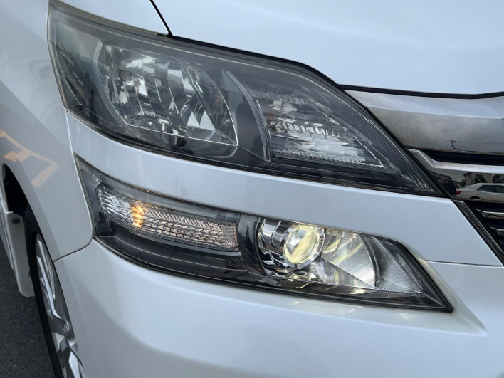 2013 Toyota Vellfire DBA-GGH20W (UW-6a190398c6941)[18]