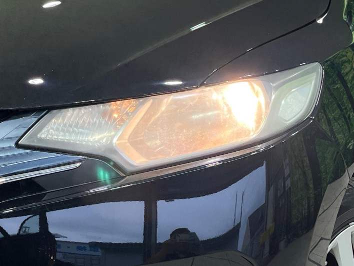 2014 Honda Fit DBA-GK4 (UW-6a19039b428ed)[15]