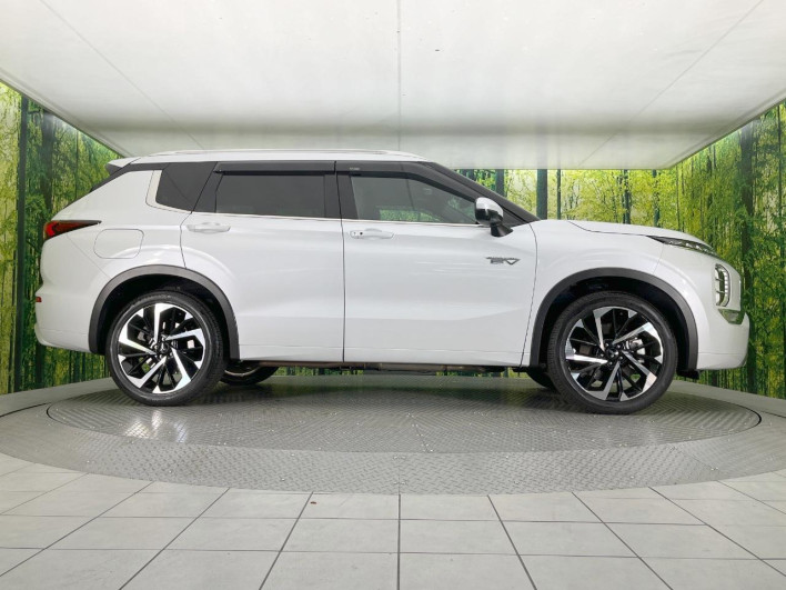 2022 Mitsubishi OUTLANDER PHEV 5LA-GN0W (UW-6a19039bc12c8)[24]