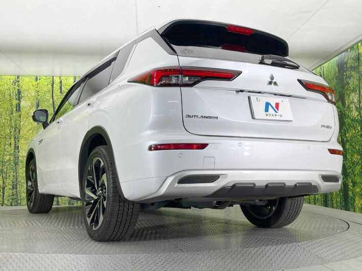 2022 Mitsubishi OUTLANDER PHEV 5LA-GN0W (UW-6a19039bc12c8)[21]
