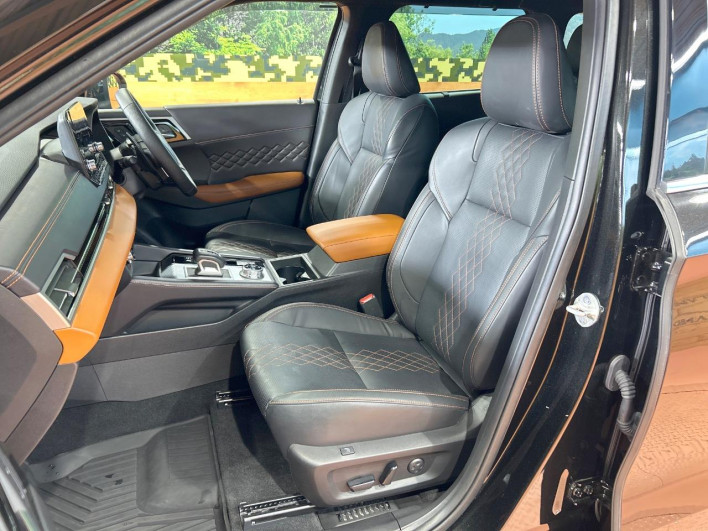 2022 Mitsubishi OUTLANDER PHEV 5LA-GN0W (UW-6a19039dc64b6)[15]
