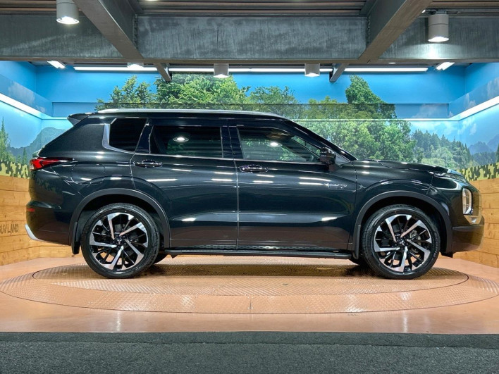 2022 Mitsubishi OUTLANDER PHEV 5LA-GN0W (UW-6a19039dc64b6)[10]