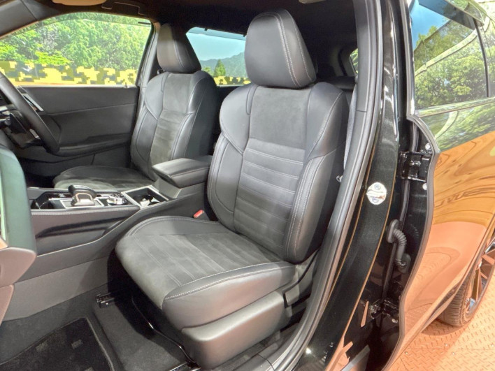 2023 Mitsubishi OUTLANDER PHEV 5LA-GN0W (UW-6a19039de11a8)[28]