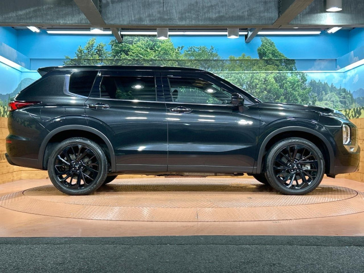 2023 Mitsubishi OUTLANDER PHEV 5LA-GN0W (UW-6a19039de11a8)[19]