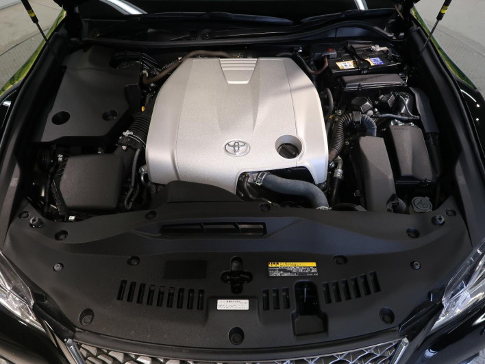 2013 Toyota Crown DBA-GRS214 (UW-6a1903a663feb)[17]