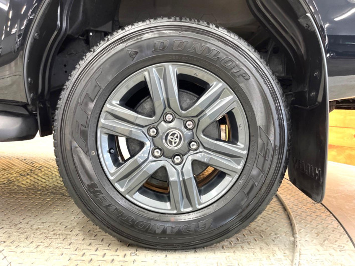 2023 Toyota Hilux 3DF-GUN125 (UW-6a1903b0b2d5d)[23]