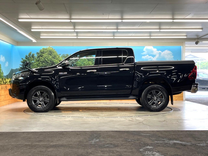 2023 Toyota Hilux 3DF-GUN125 (UW-6a1903b0b2d5d)[17]