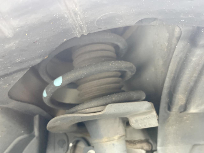 2015 Nissan Serena DAA-HC26 (UW-6a1903b692d7d)[9]