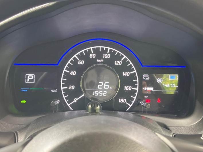 2019 Nissan Note DAA-HE12 (UW-6a1903bc4bd42)[9]