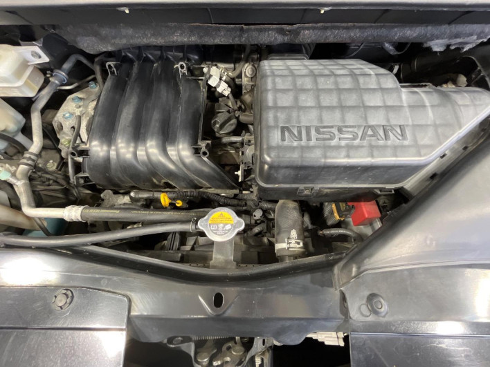 2013 Nissan Serena DAA-HFC26 (UW-6a1903c26363c)[4]