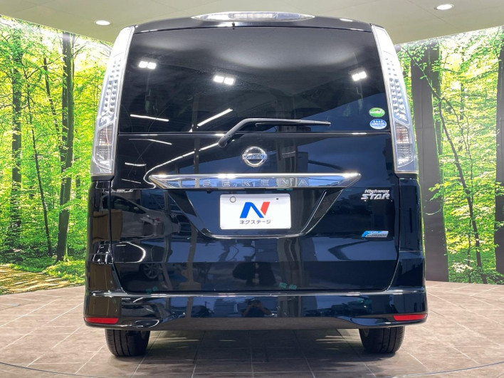 2013 Nissan Serena DAA-HFC26 (UW-6a1903c268974)[18]