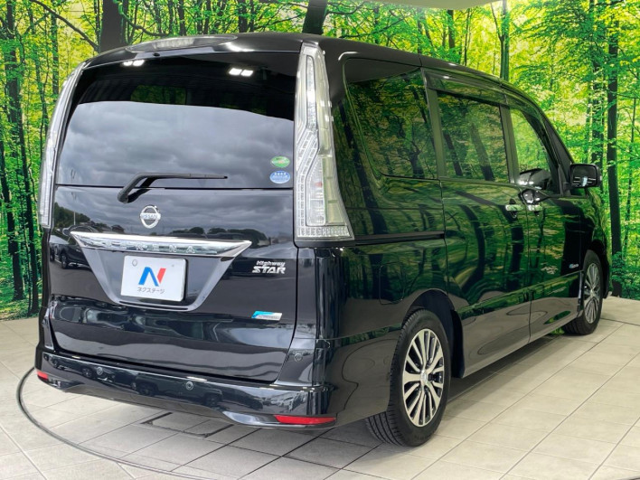 2014 Nissan Serena DAA-HFC26 (UW-6a1903c3794a1)[23]