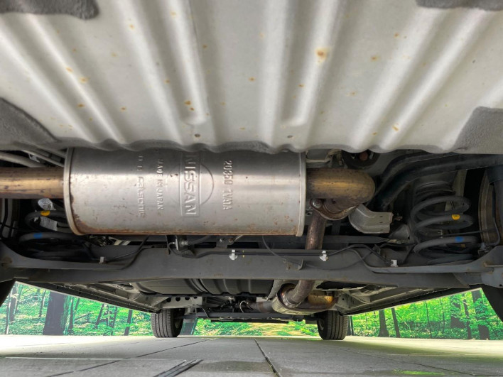 2014 Nissan Serena DAA-HFC26 (UW-6a1903c3794a1)[9]