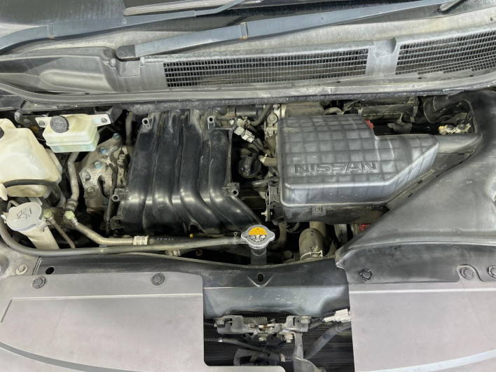 2015 Nissan Serena DAA-HFC26 (UW-6a1903c66b5b5)[4]