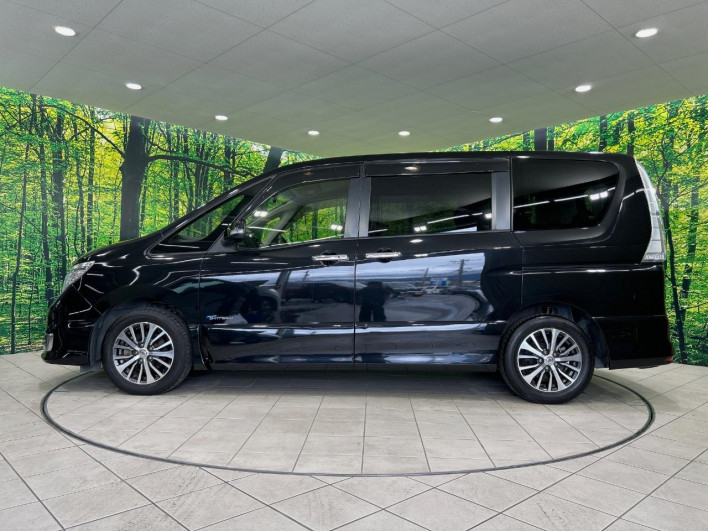 2015 Nissan Serena DAA-HFC26 (UW-6a1903c66b5b5)[13]