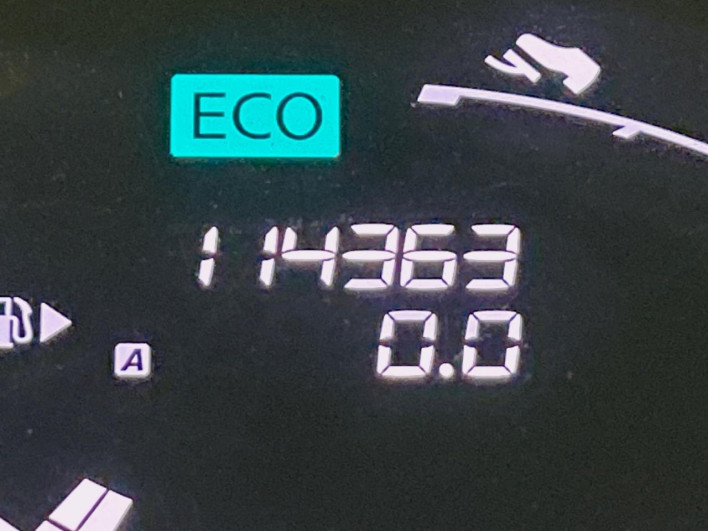 2015 Nissan Serena DAA-HFC26 (UW-6a1903c66b5b5)[2]