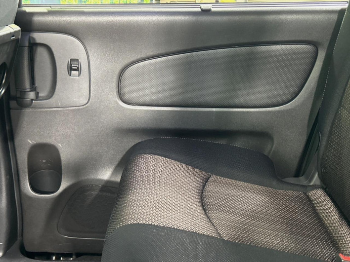 2015 Nissan Serena DAA-HFC26 (UW-6a1903c66b5b5)[29]