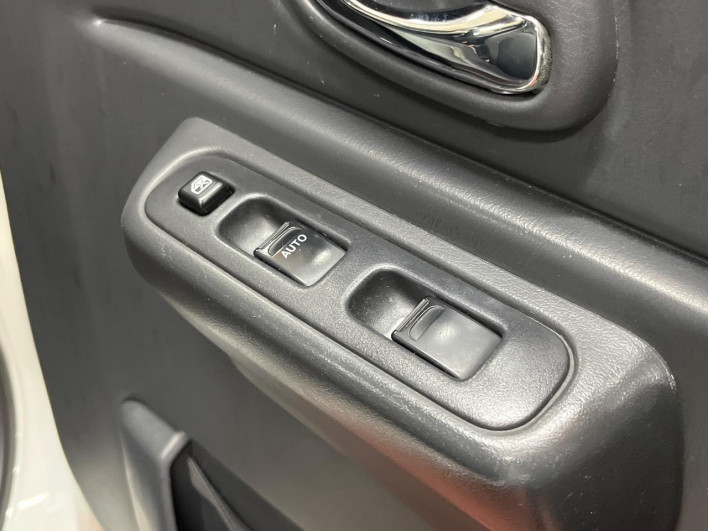 2011 Suzuki Jimny ABA-JB23W (UW-6a1903ce39c25)[19]