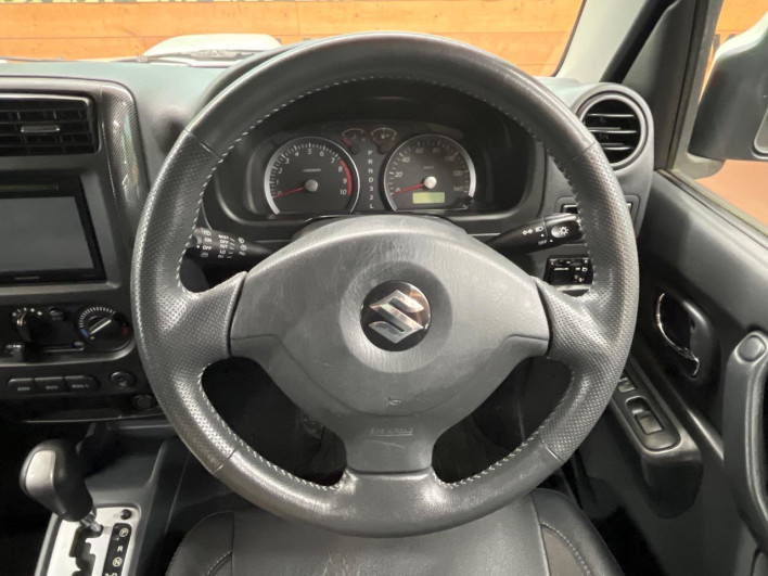 2011 Suzuki Jimny ABA-JB23W (UW-6a1903ce39c25)[18]