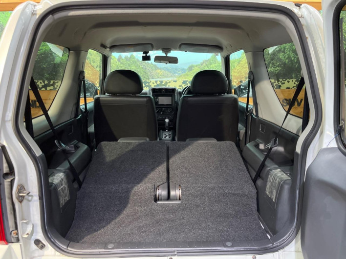 2011 Suzuki Jimny ABA-JB23W (UW-6a1903ce39c25)[15]