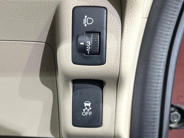 2012 Honda N-BOX DBA-JF1 (UW-6a1903d77eeb4)[11]