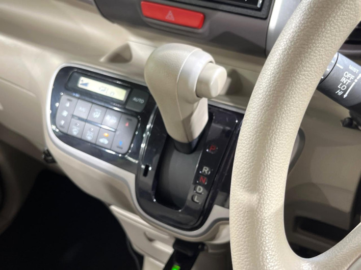 2012 Honda N-BOX DBA-JF1 (UW-6a1903d77eeb4)[18]
