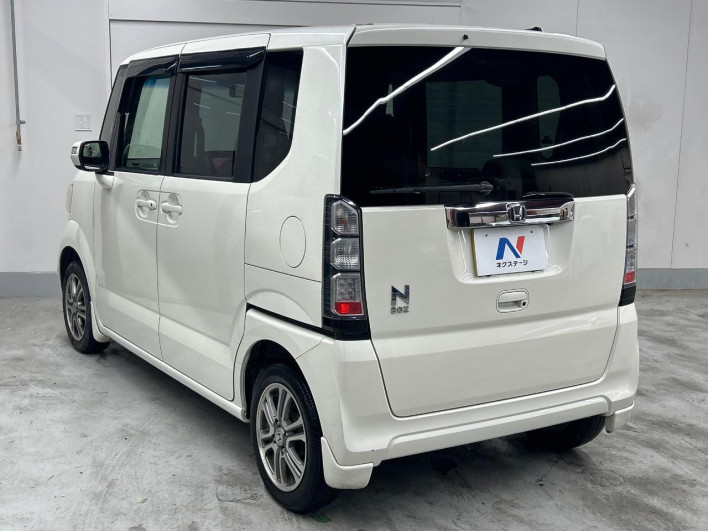 2013 Honda N-BOX DBA-JF1 (UW-6a1903d7d21a6)[29]