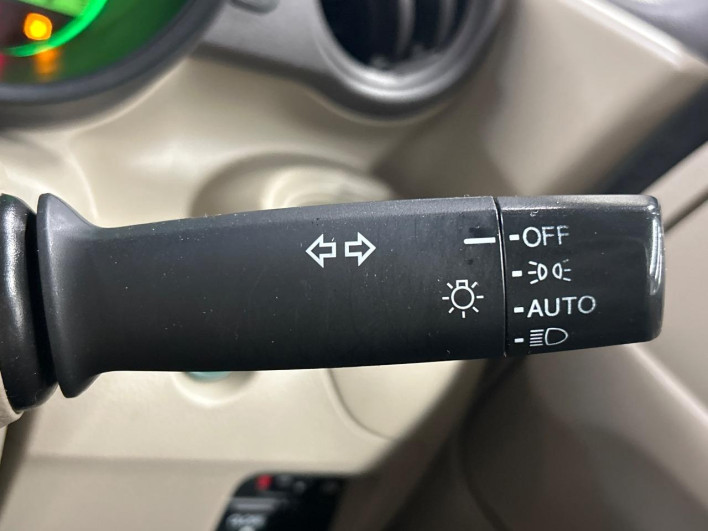 2013 Honda N-BOX DBA-JF1 (UW-6a1903d7d21a6)[6]