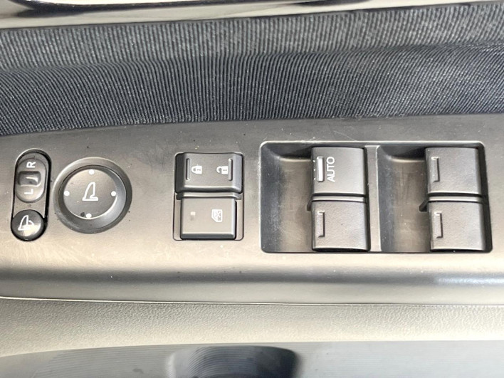 2013 Honda N-BOX CUSTOM DBA-JF1 (UW-6a1903d86807f)[13]