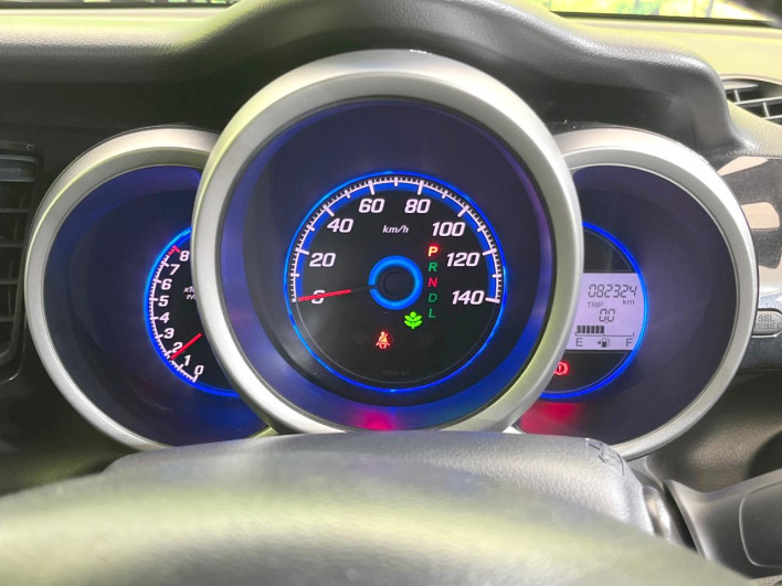 2013 Honda N-BOX CUSTOM DBA-JF1 (UW-6a1903d86807f)[22]