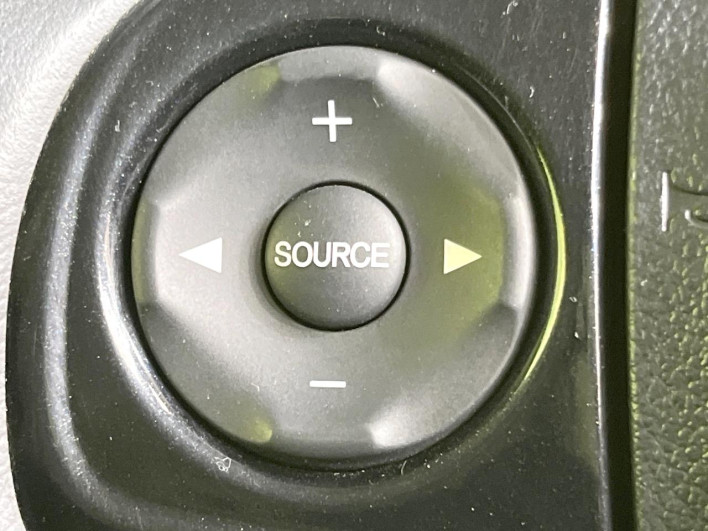 2013 Honda N-BOX CUSTOM DBA-JF1 (UW-6a1903d86807f)[18]
