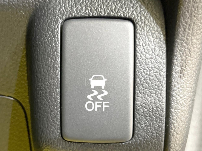 2013 Honda N-BOX CUSTOM DBA-JF1 (UW-6a1903d86807f)[15]