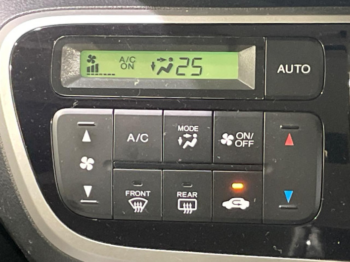 2013 Honda N-BOX DBA-JF1 (UW-6a1903d971072)[20]