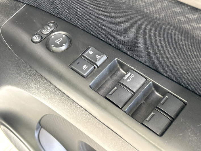 2014 Honda N-BOX CUSTOM DBA-JF1 (UW-6a1903dbb4e74)[29]
