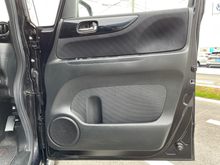 2013 Honda N-BOX CUSTOM DBA-JF1 (UW-6a1903df518c2)[14]