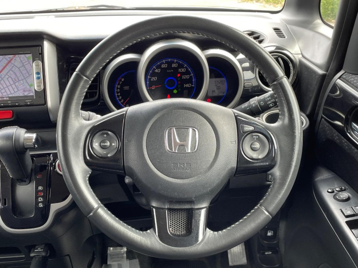 2013 Honda N-BOX CUSTOM DBA-JF1 (UW-6a1903df518c2)[29]