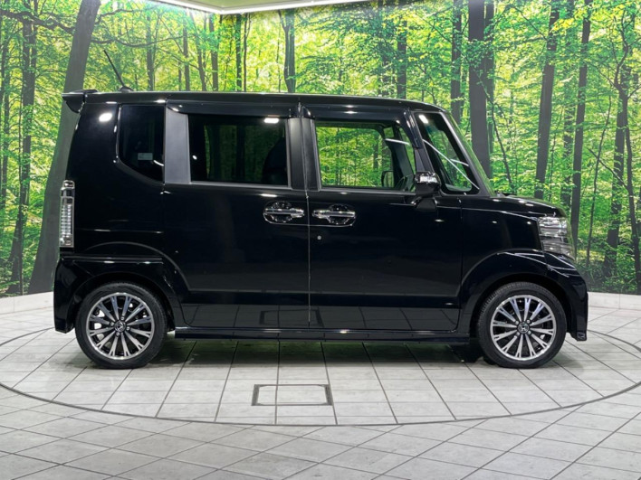 2015 Honda N-BOX CUSTOM DBA-JF1 (UW-6a1903df90cc5)[7]