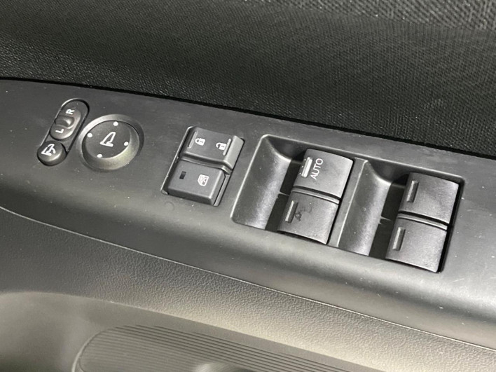 2012 Honda N-BOX CUSTOM DBA-JF2 (UW-6a1903e0aba8f)[4]