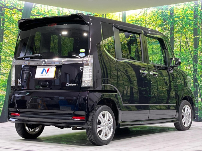 2012 Honda N-BOX CUSTOM DBA-JF2 (UW-6a1903e0aba8f)[29]