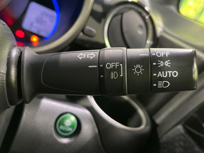 2012 Honda N-BOX CUSTOM DBA-JF2 (UW-6a1903e0aba8f)[16]