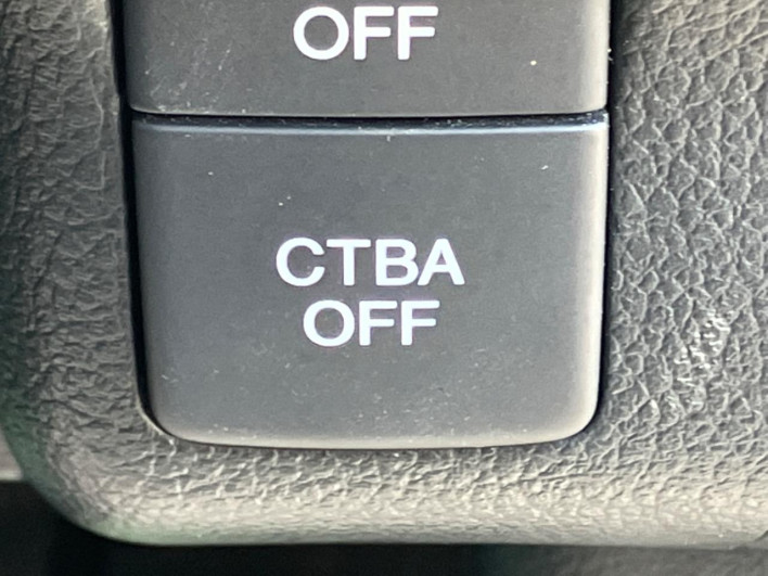 2015 Honda N-BOX CUSTOM DBA-JF2 (UW-6a1903e1041e2)[17]