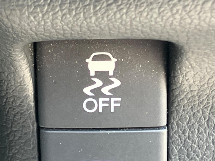 2015 Honda N-BOX CUSTOM DBA-JF2 (UW-6a1903e1041e2)[16]