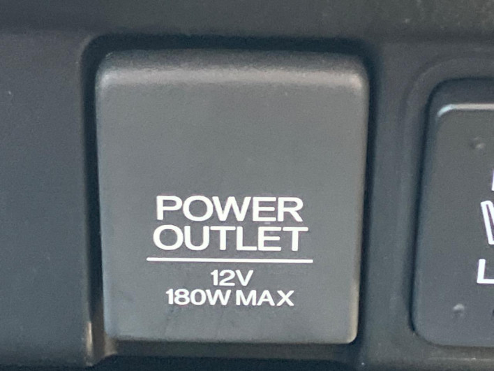 2015 Honda N-BOX CUSTOM DBA-JF2 (UW-6a1903e1041e2)[22]