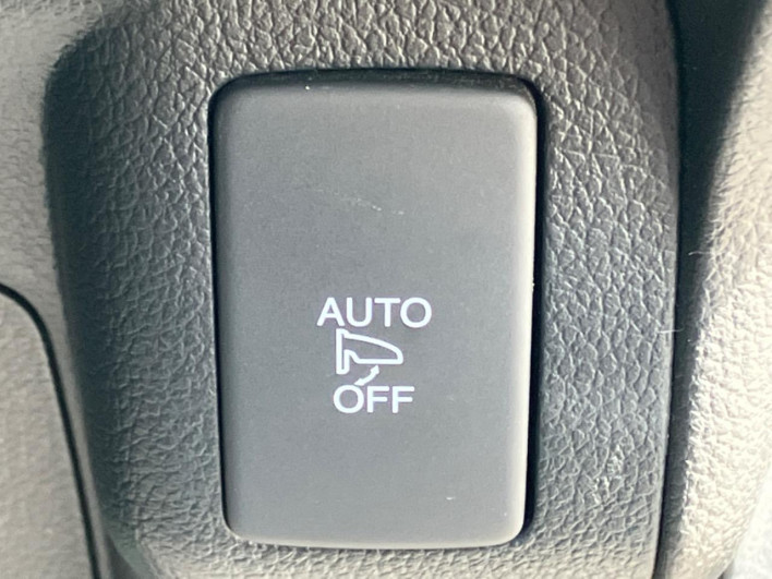 2015 Honda N-BOX CUSTOM DBA-JF2 (UW-6a1903e1041e2)[15]