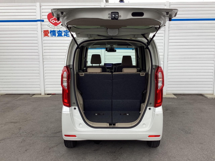 2018 Honda N-BOX DBA-JF3 (UW-6a1903e721f7b)[21]