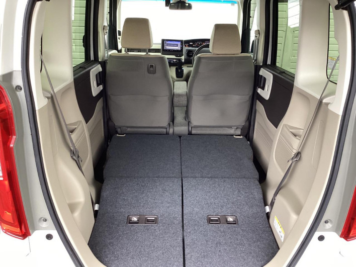 2018 Honda N-BOX DBA-JF3 (UW-6a1903e721f7b)[24]