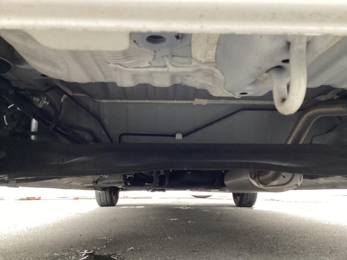 2018 Honda N-BOX DBA-JF3 (UW-6a1903e721f7b)[20]