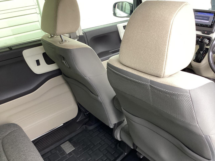 2018 Honda N-BOX DBA-JF3 (UW-6a1903e721f7b)[16]