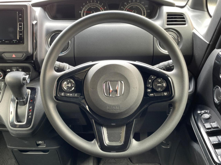 2021 Honda N-BOX CUSTOM 6BA-JF3 (UW-6a1903ea77a7d)[21]
